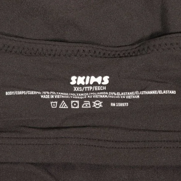 NWT SKIMS Fits Everybody Cropped Cami in Onyx - Picture 12 of 16